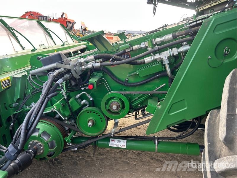 John Deere X91000 4x4 Signature Edition Combine Harvester حصادات
