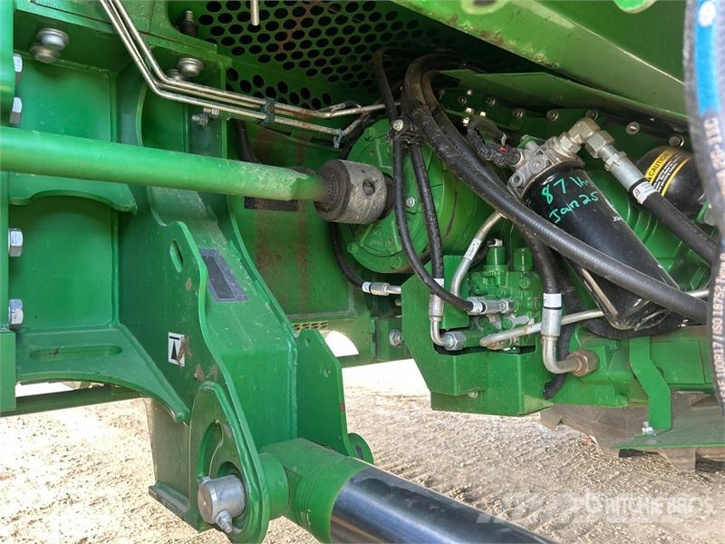John Deere X91000 4x4 Signature Edition Combine Harvester حصادات
