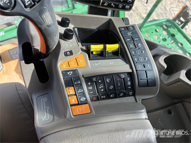John Deere X91000 4x4 Signature Edition Combine Harvester حصادات