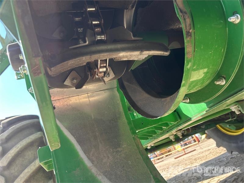 John Deere X91000 4x4 Signature Edition Combine Harvester حصادات