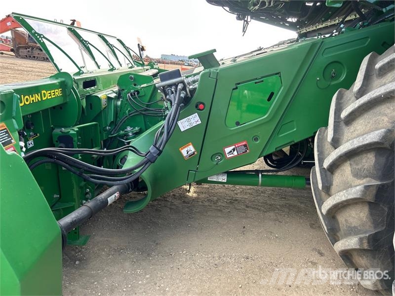 John Deere X91000 4x4 Signature Edition Combine Harvester حصادات