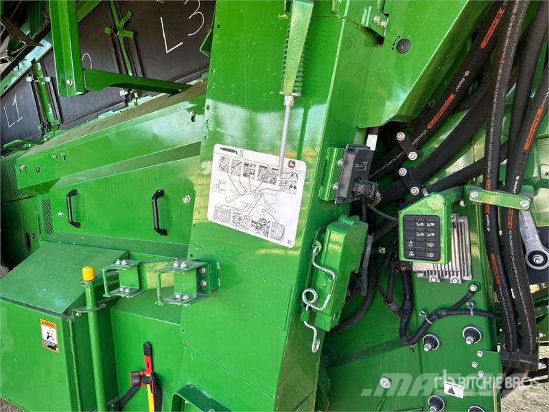 John Deere X91000 4x4 Signature Edition Combine Harvester حصادات