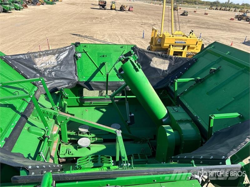 John Deere X91000 4x4 Signature Edition Combine Harvester حصادات