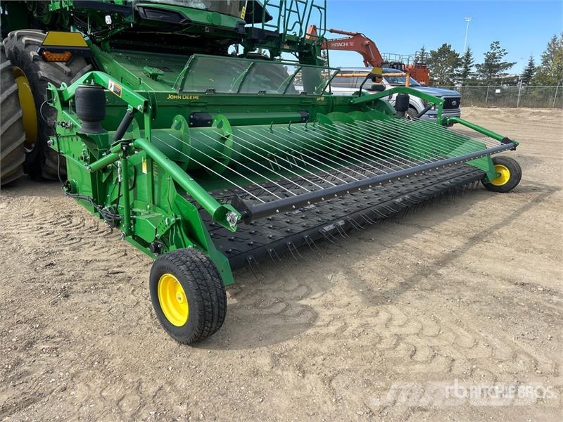 John Deere X91000 4x4 Signature Edition Combine Harvester حصادات