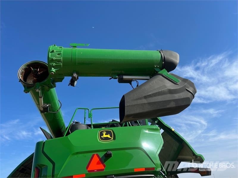 John Deere X91000 4x4 Signature Edition Combine Harvester حصادات
