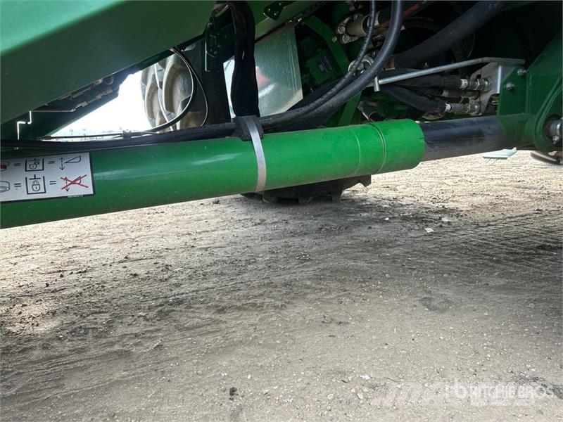 John Deere X91000 4x4 Signature Edition Combine Harvester حصادات