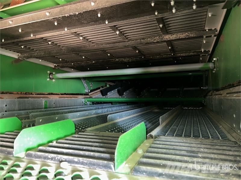 John Deere X91000 4x4 Signature Edition Combine Harvester حصادات