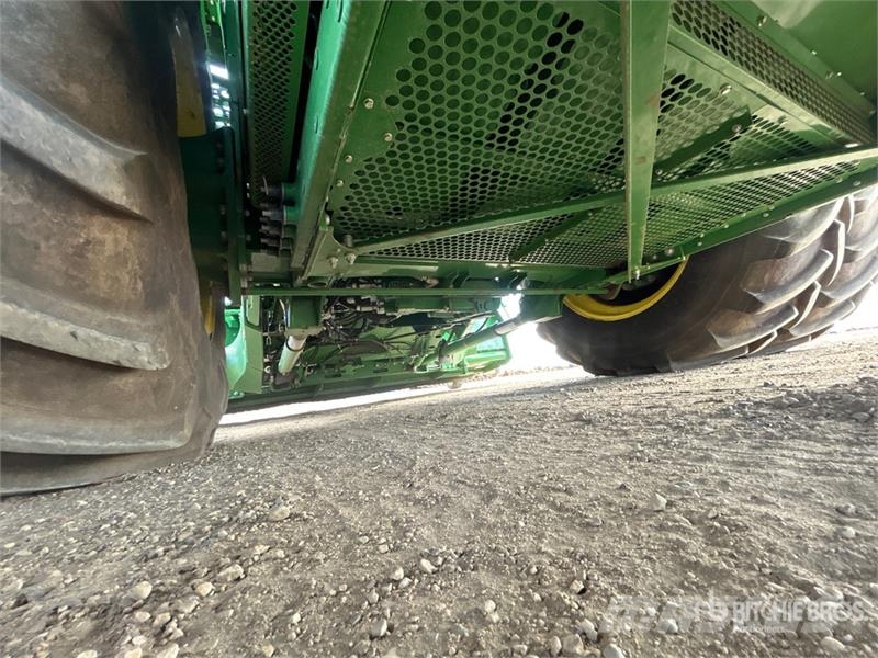 John Deere X91000 4x4 Signature Edition Combine Harvester حصادات