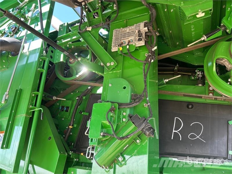 John Deere X91000 4x4 Signature Edition Combine Harvester حصادات