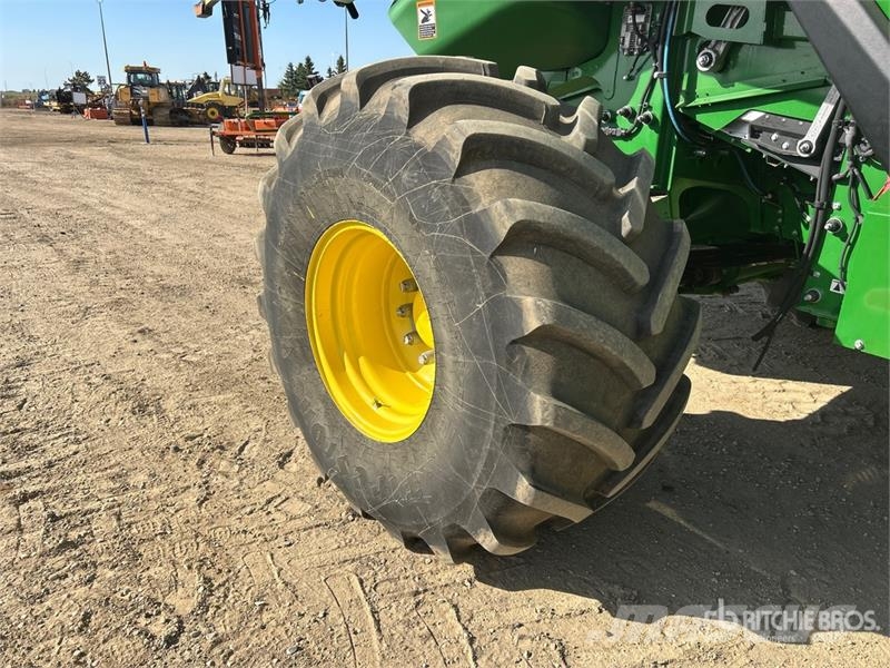 John Deere X91000 4x4 Signature Edition Combine Harvester حصادات