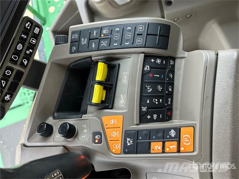 John Deere X91000 Signature Edition Combine Harvester 聯合收穫機