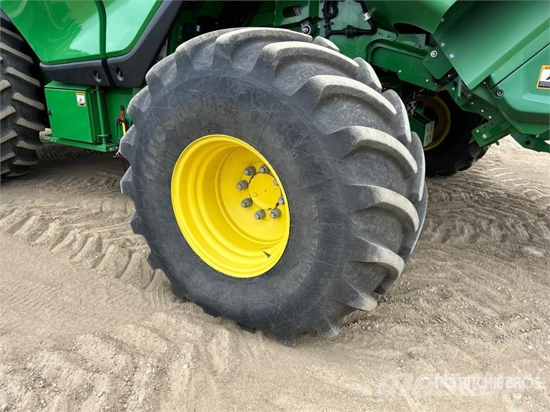 John Deere X91000 Signature Edition Combine Harvester 聯合收穫機