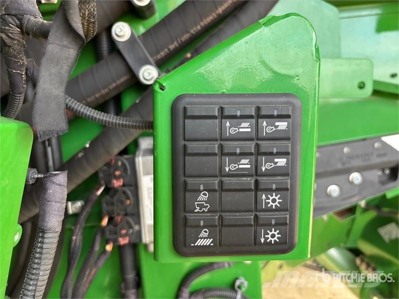 John Deere X91000 Signature Edition Combine Harvester Mietitrebbiatrici