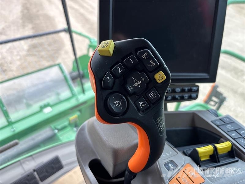 John Deere X91000 Signature Edition Combine Harvester Derliaus nuėmimo kombainai