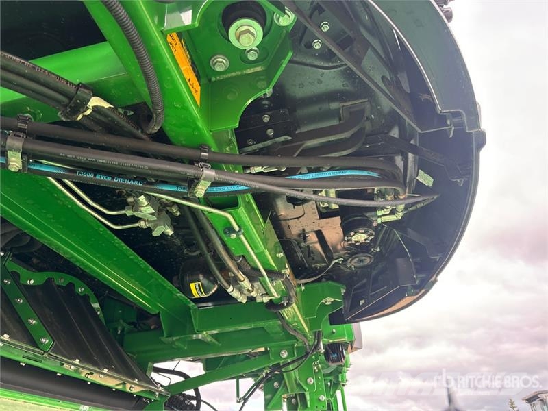 John Deere X91000 Signature Edition Combine Harvester Kombajni