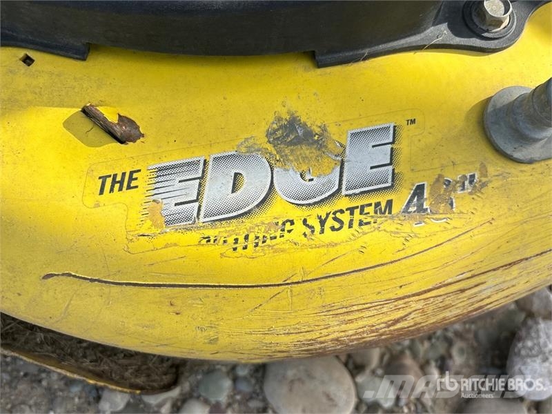 John Deere Z425 48C Zero-Turn Lawn Mower Reitermäher