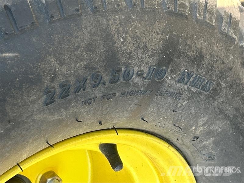 John Deere Z445 EZ Trak Zero-Turn Lawn Mower ركوب الحشائش