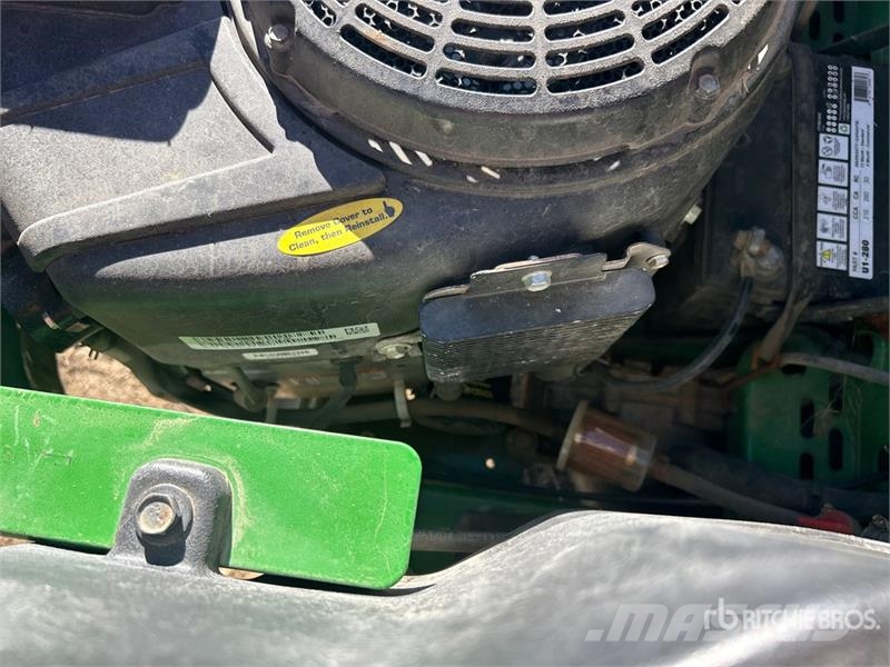 John Deere Z445 EZ Trak Zero-Turn Lawn Mower ركوب الحشائش