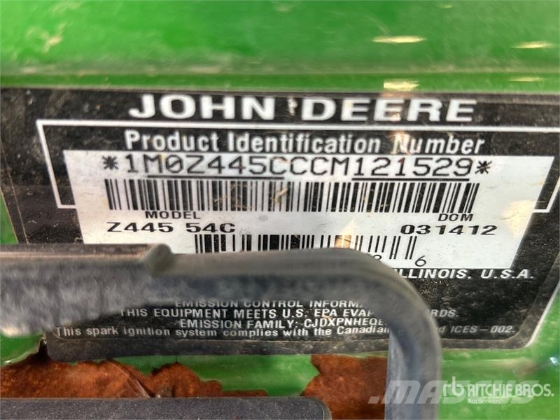 John Deere Z445 EZ Trak Zero-Turn Lawn Mower ركوب الحشائش