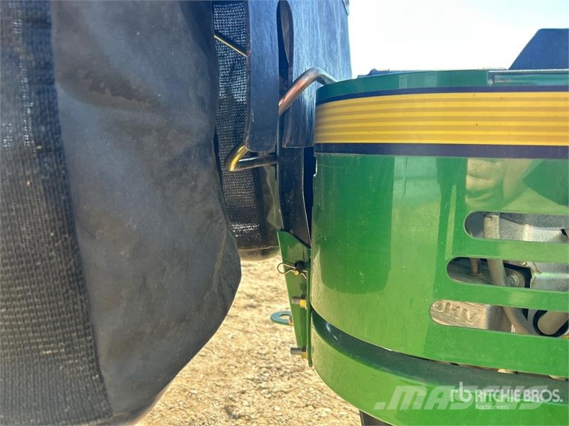 John Deere Z445 EZ Trak Zero-Turn Lawn Mower ركوب الحشائش
