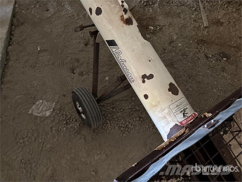 Johnson 7 in x 7 ft Transfer Grain Auger Conveying equipment