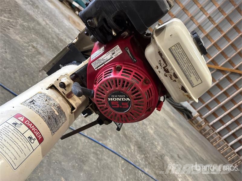 Johnson 8 in x 10 ft Transfer Grain Auger Transportna oprema
