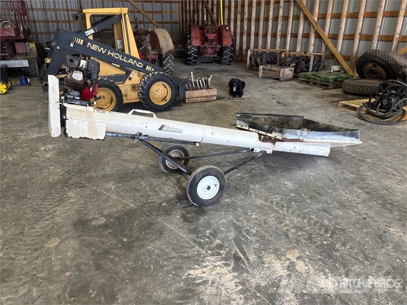 Johnson 8 in x 10 ft Transfer Grain Auger Transportna oprema