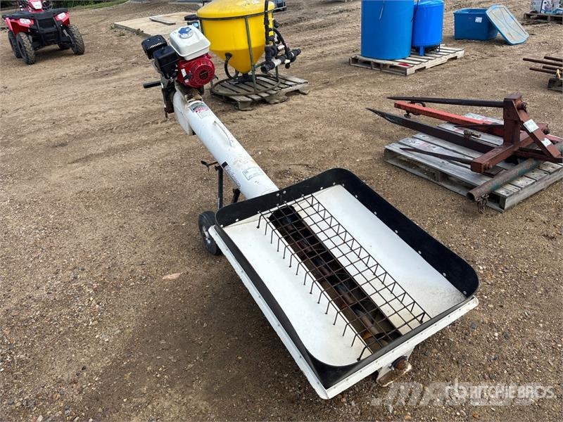 Johnson J8-7 7 in x 8 ft Grain Auger Transportēšanas aprīkojums