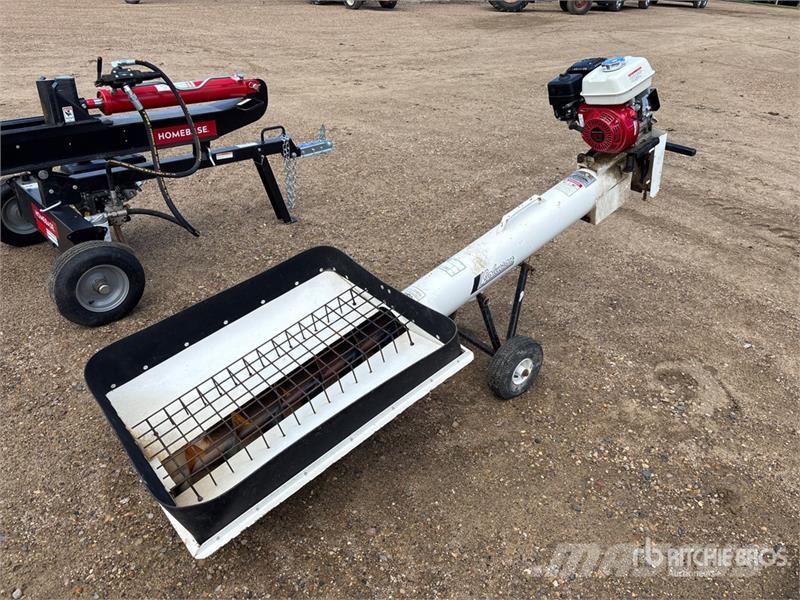 Johnson J8-7 7 in x 8 ft Grain Auger Transportēšanas aprīkojums