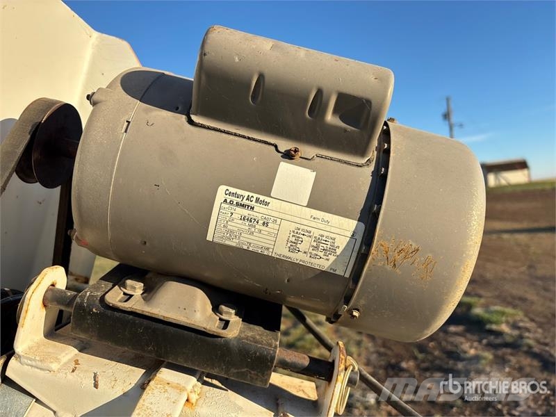 Johnson TX-7 7 in x 12 ft Grain Auger Transportbånd