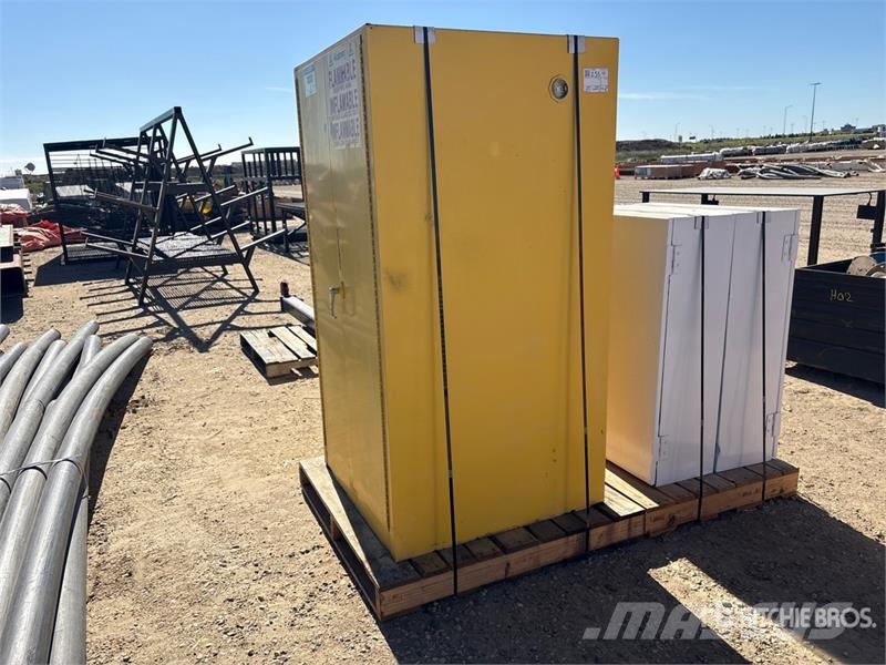  Justrite 6560P Flammable Liquid Storage Cabinet Andre komponenter