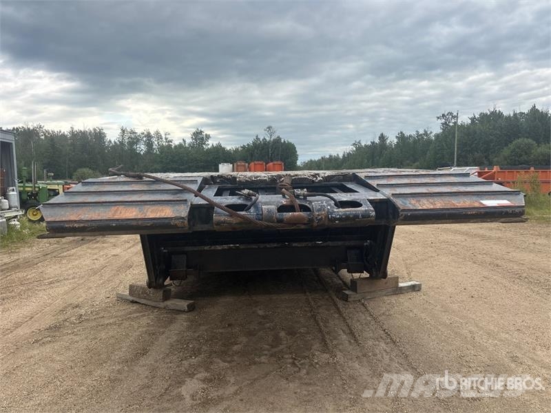 K-Line 53 ft Tri/A Folding Neck Trailer Нискотоварачи