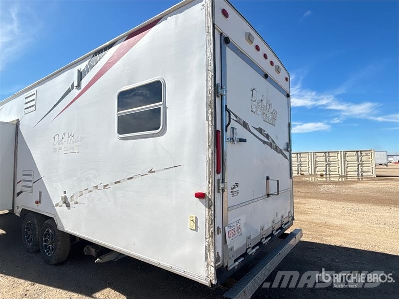  Kaddy Kruiser Del-Mar sports 29 ft T/A Toy Hauler  مقطورات أخرى