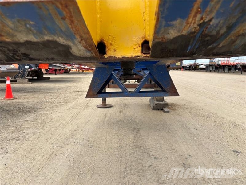 Kalyn Siebert 29 ft x 96 in T/A Manifold Trailer Pārstrādes iekārtas