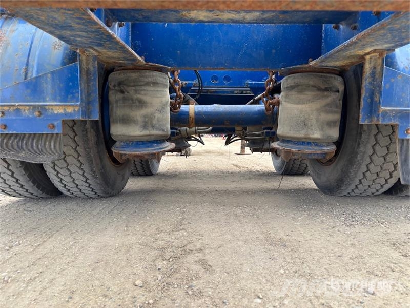 Kalyn Siebert 29 ft x 96 in T/A Manifold Trailer Pārstrādes iekārtas