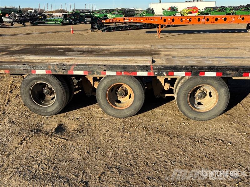 Kaufman 35 ft Tri/A Equipment Trailer Járműszállító pótkocsik