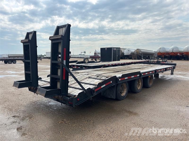 Kaufman HP25 29 ft Tri/A Equipment Trailer Oprijwagen