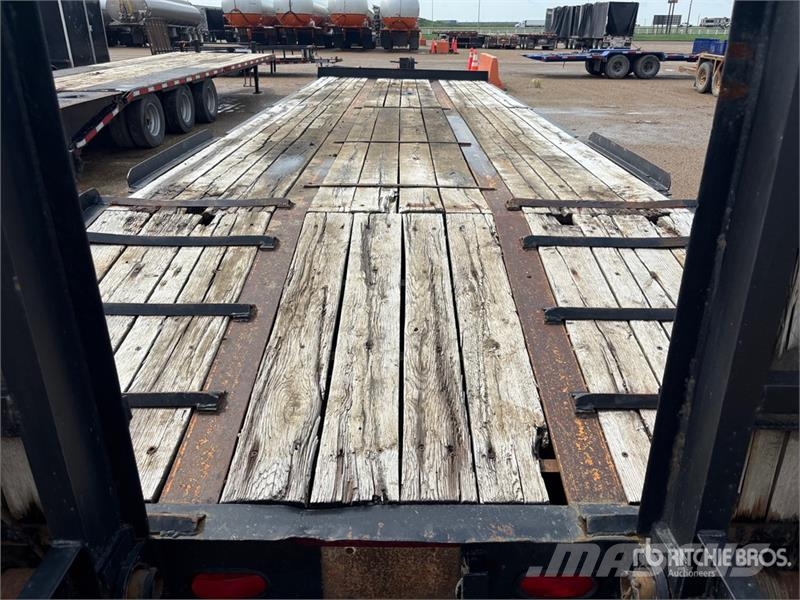 Kaufman HP25 29 ft Tri/A Equipment Trailer Oprijwagen