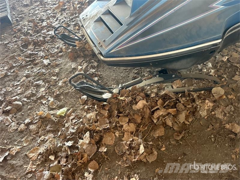 Kawasaki Snowmobile Snežne sani