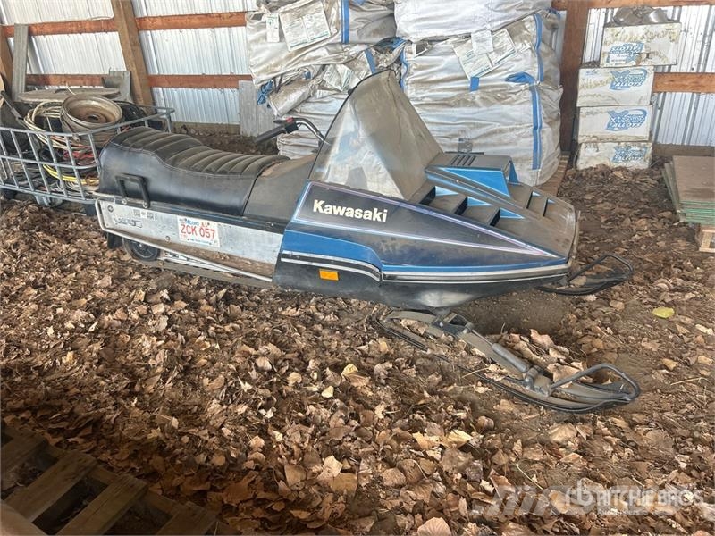 Kawasaki Snowmobile Snežne sani