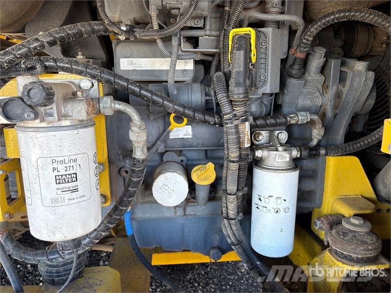 Keestrack K4 Novum Tracked Screen Plant Sieb- und Brechanlagen