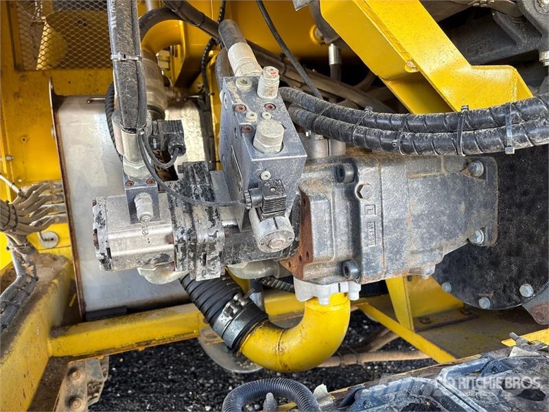 Keestrack K4 Novum Tracked Screen Plant Sieb- und Brechanlagen