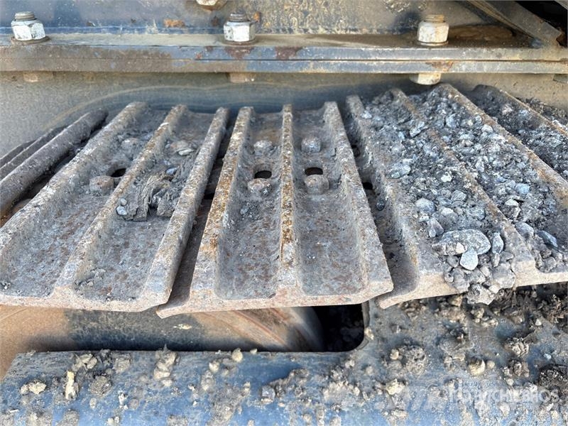 Keestrack K4 Novum Tracked Screen Plant Sieb- und Brechanlagen