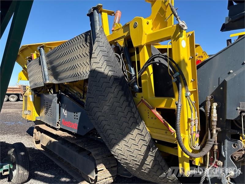Keestrack K4 Novum Tracked Screen Plant Sieb- und Brechanlagen