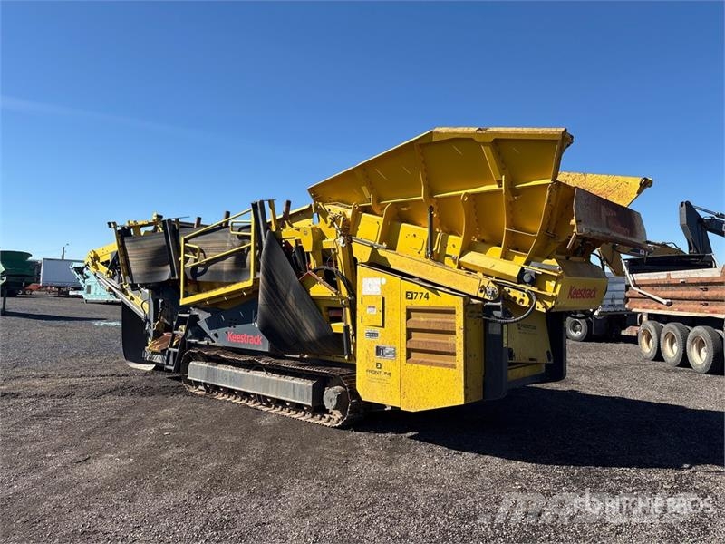 Keestrack K4 Novum Tracked Screen Plant Sieb- und Brechanlagen