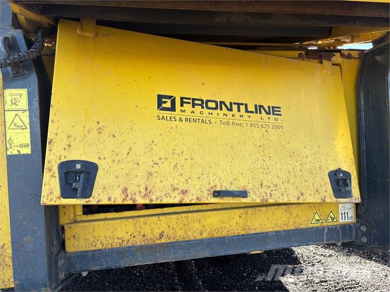 Keestrack K4 Novum Tracked Screen Plant Sieb- und Brechanlagen