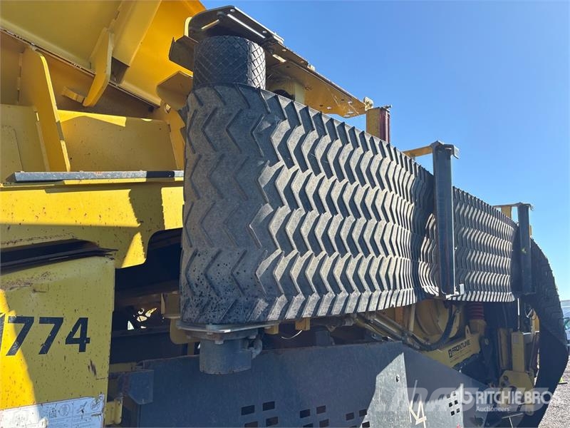 Keestrack K4 Novum Tracked Screen Plant Sieb- und Brechanlagen
