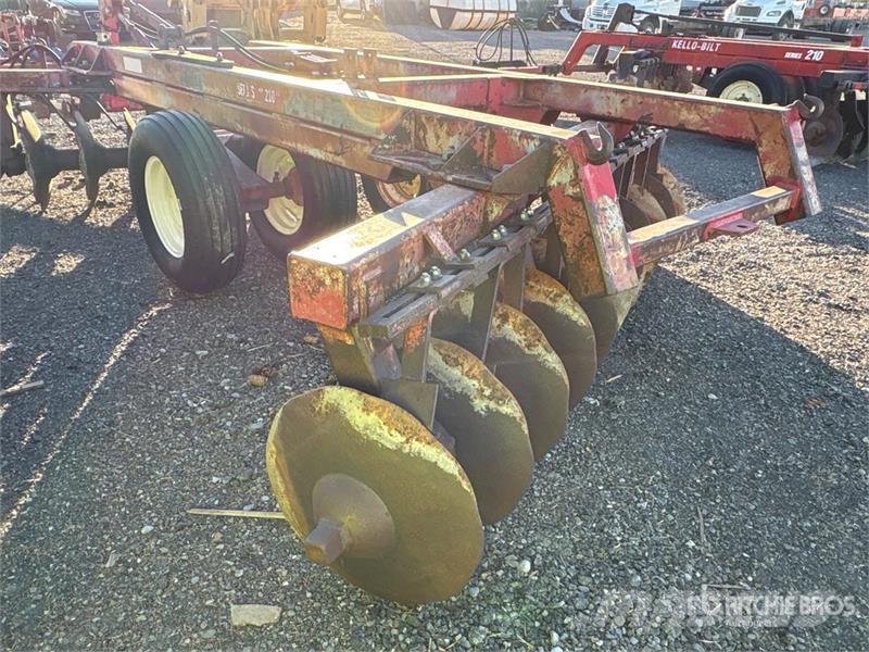 Kello-Bilt 210 زحافات ساحقة