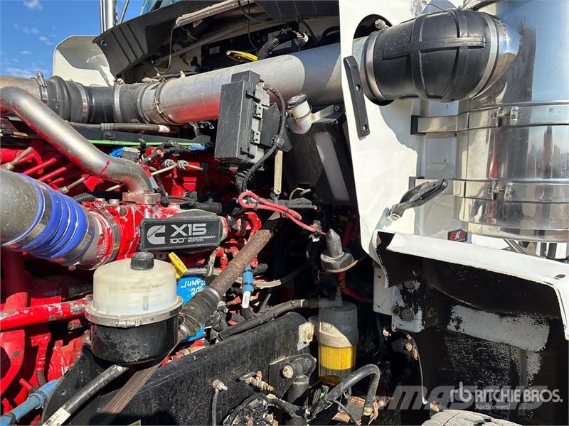  Kenworh T800 وحدات الجر