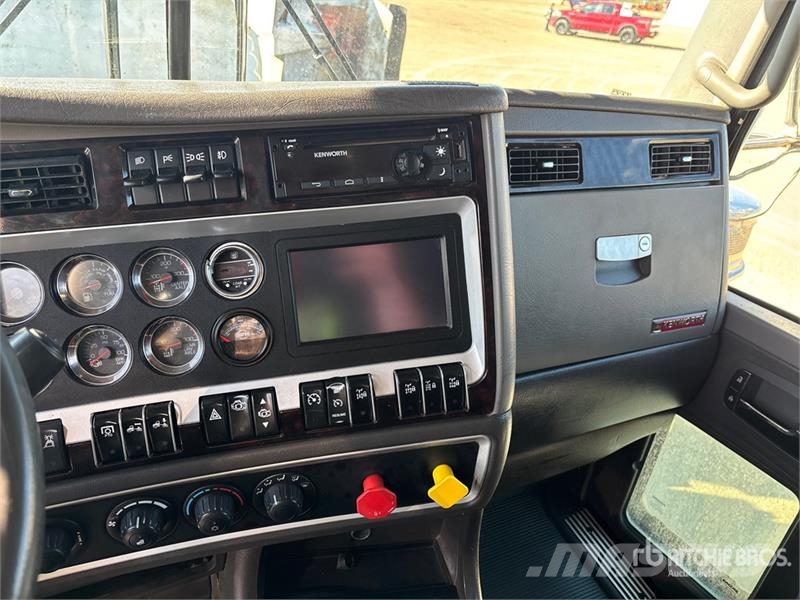  Kenworh T800 وحدات الجر